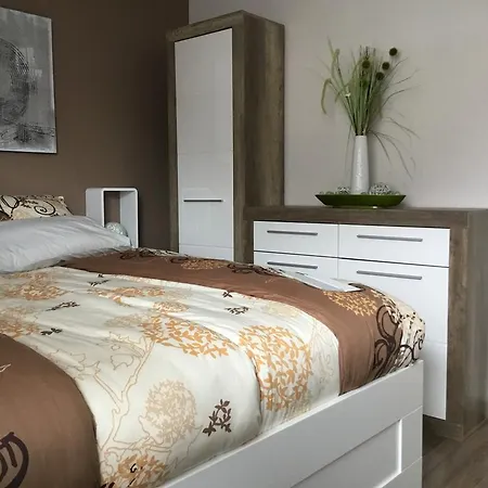Apartment Schusi